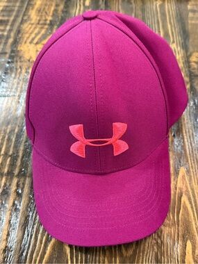 Under Armour Women’s Magenta Hat with Pink Logo
